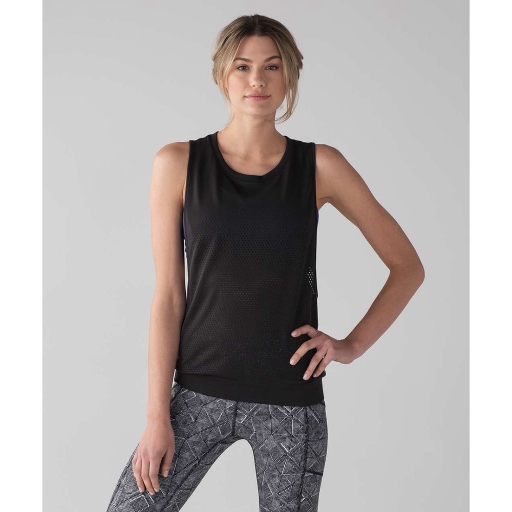 Lululemon Breeze By Muscle Tank - Picture 8 of 8